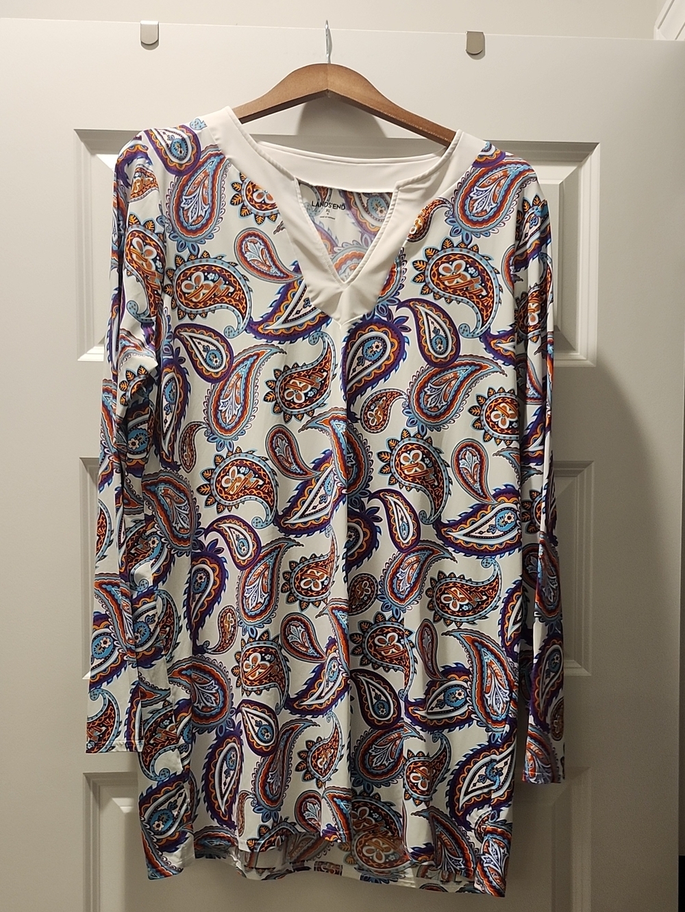 Lands End Paisley V-Neck Long Sleeve Top - White Multi Size XL Cool Fabric